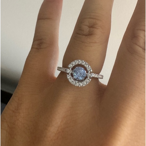 Swarovski Ring - Picture 3 of 3